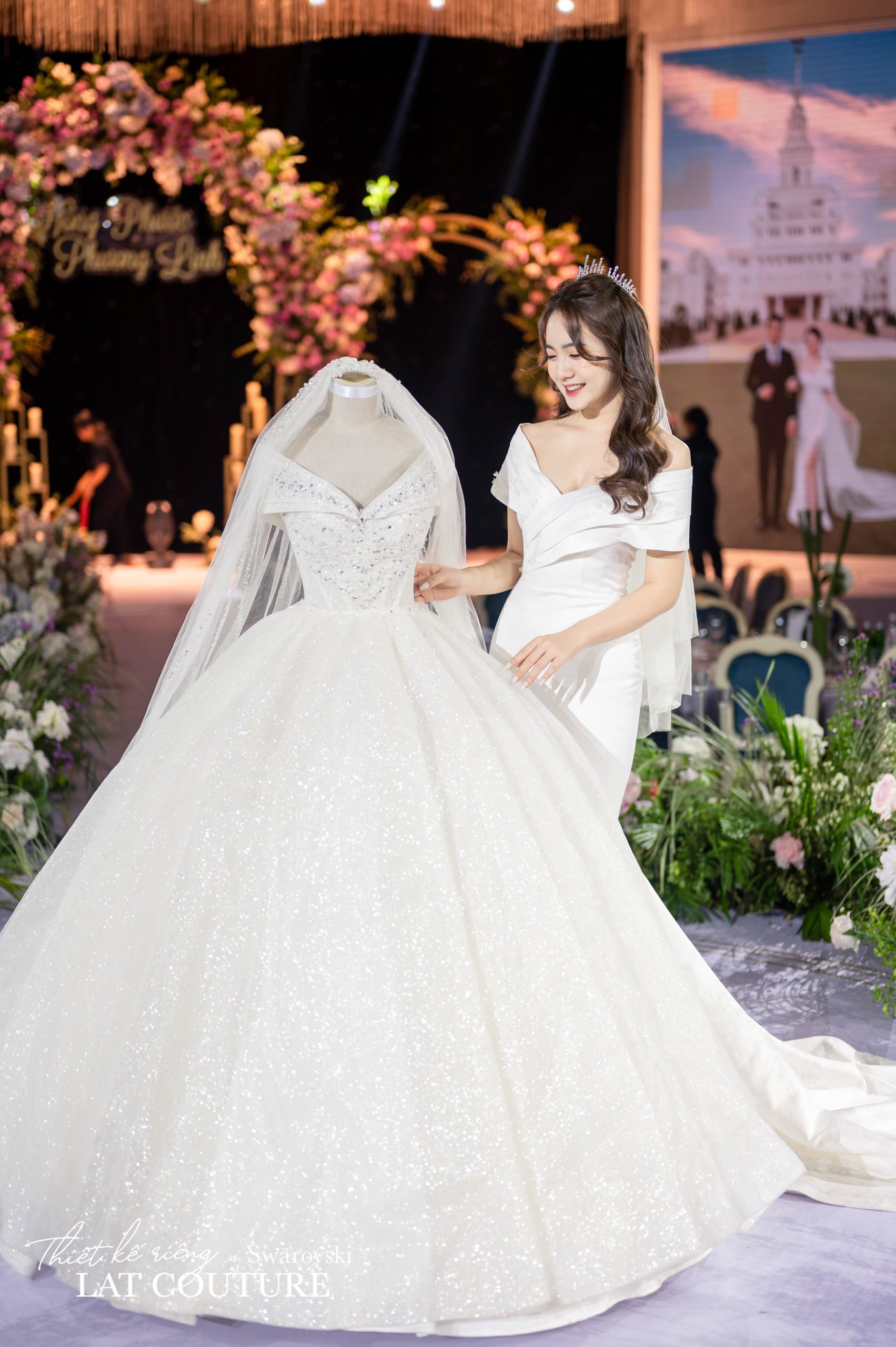 Cận cảnh váy cưới Phương Linh – Tiểu thư tập đoàn Trung Thành Food