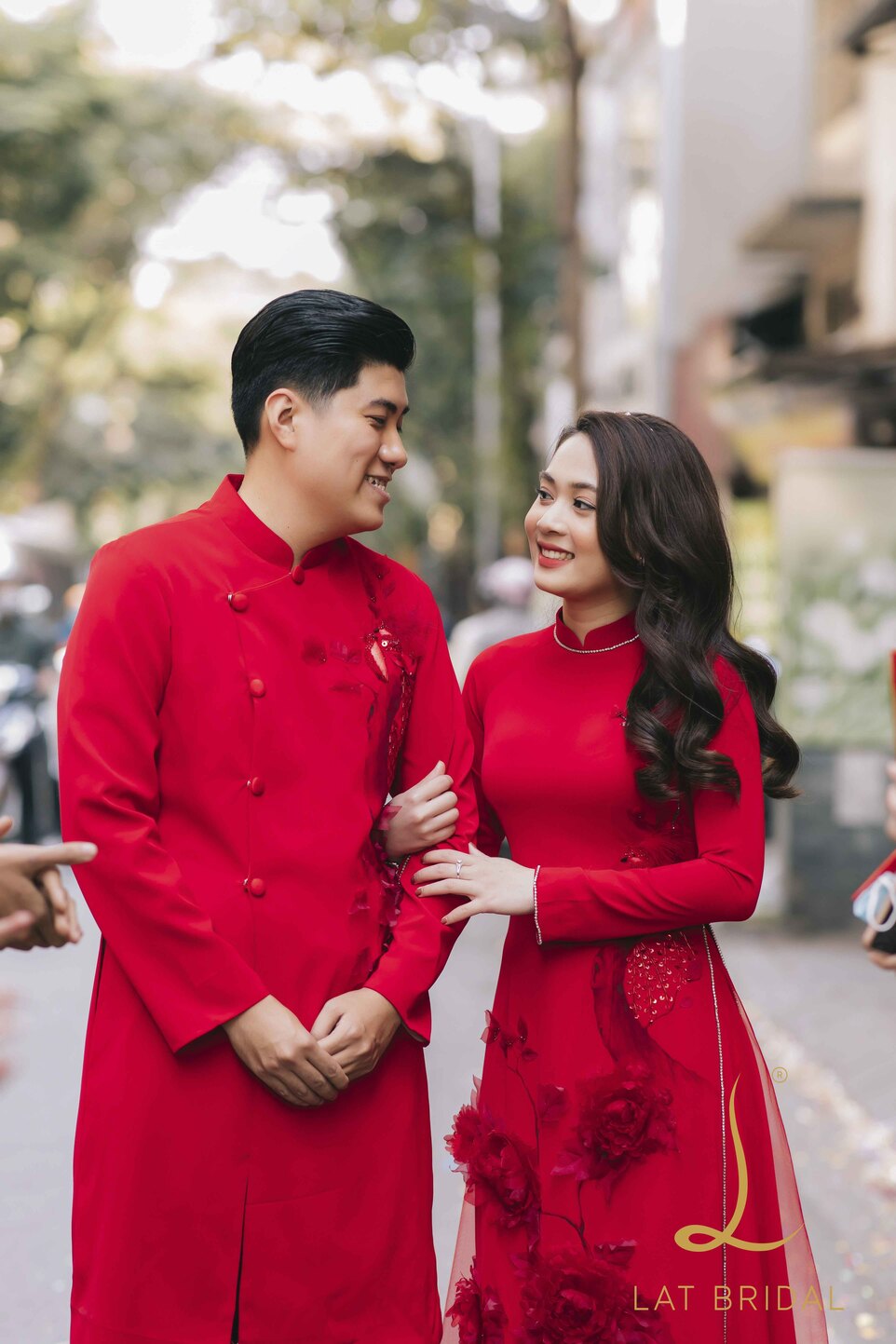 feedback áo dài sơn vân đỏ của cô dâu Lan Anh dành cho LAT BRIDAL
