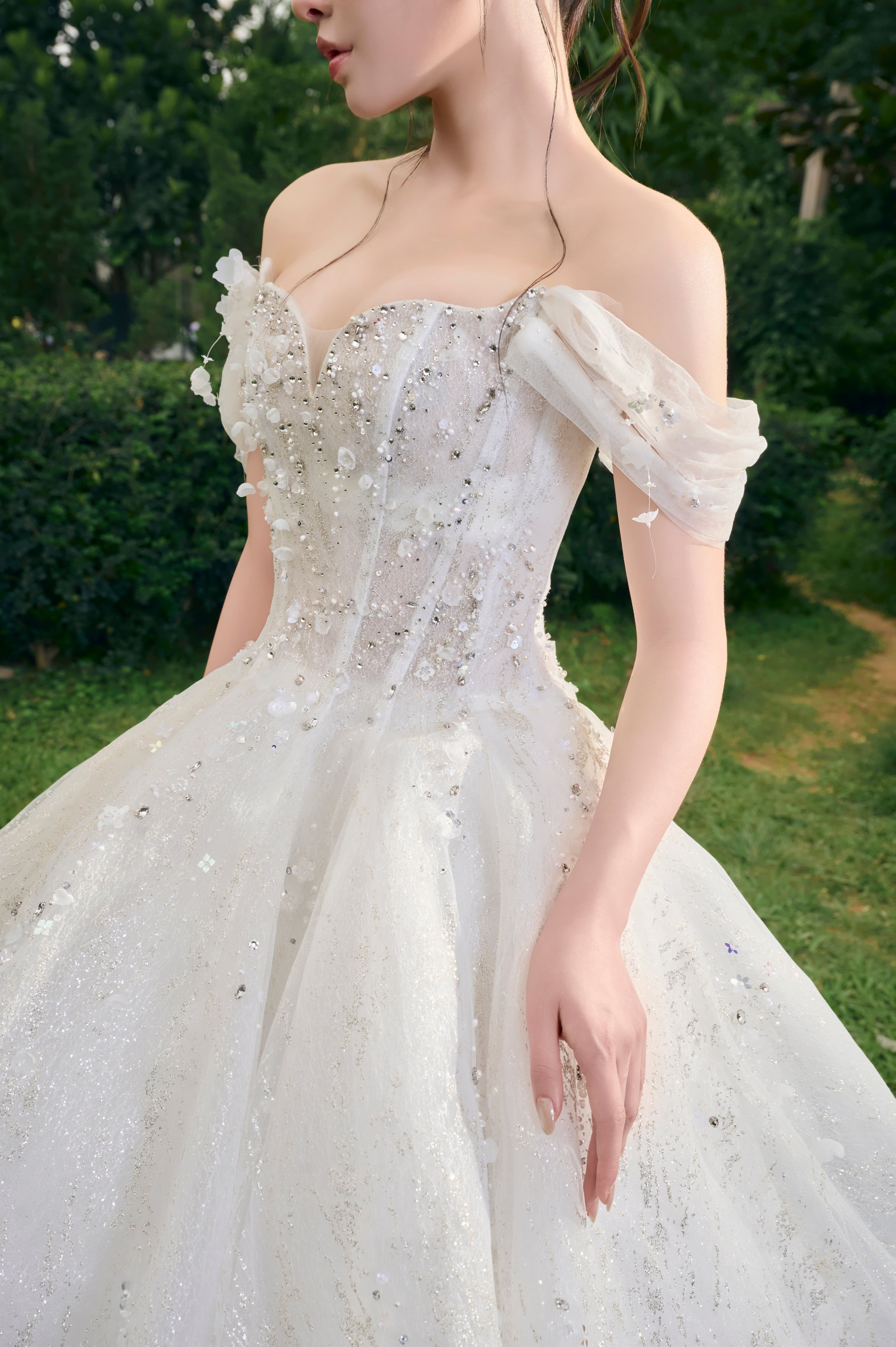 The finished gown — Phương Thanh in Camélia