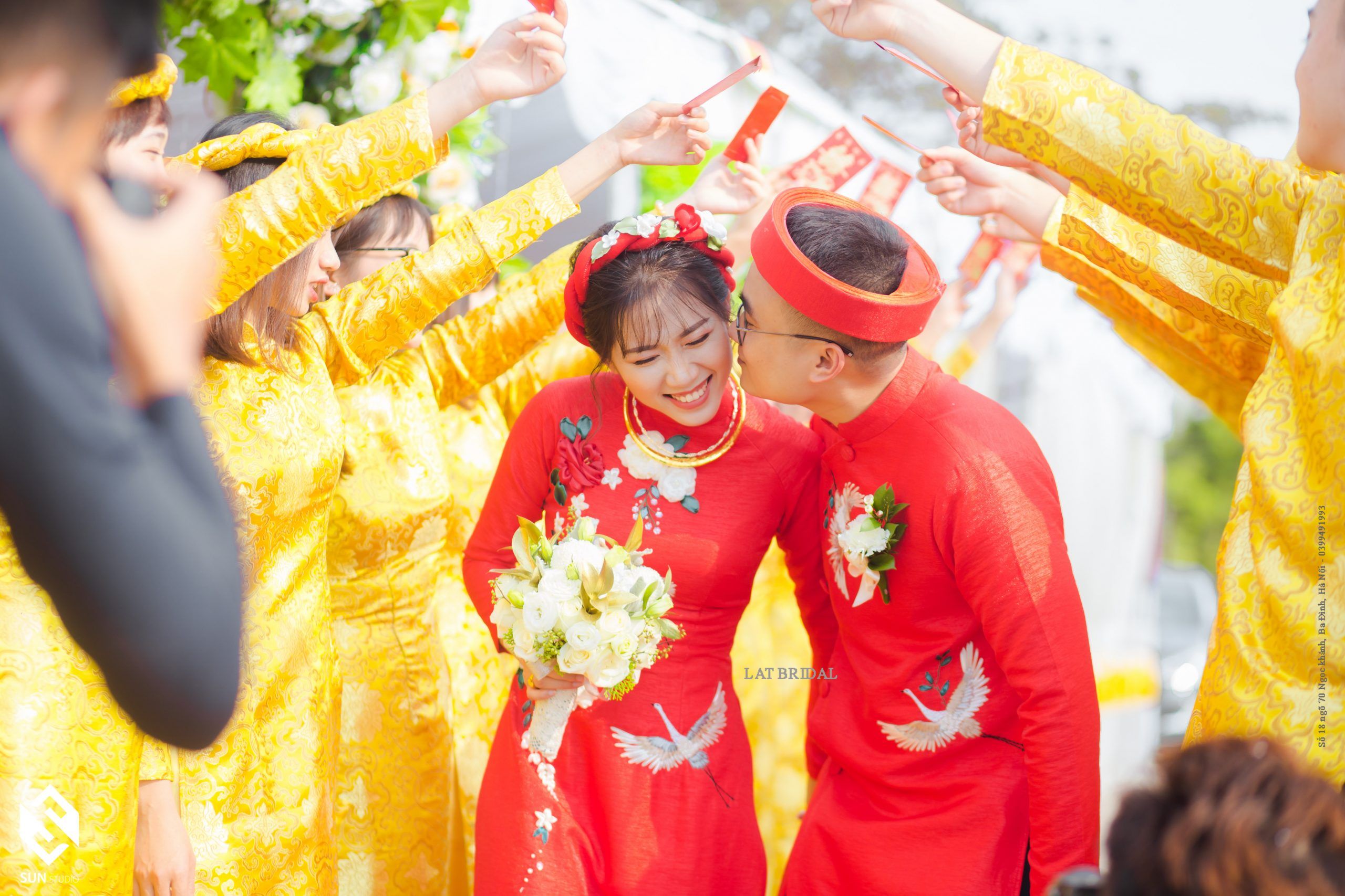 Lưu ý khi mặc áo dài cưới