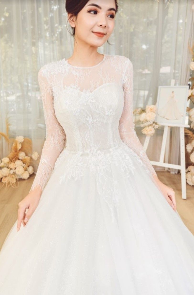Váy cưới thiết kế corset nẹp eo