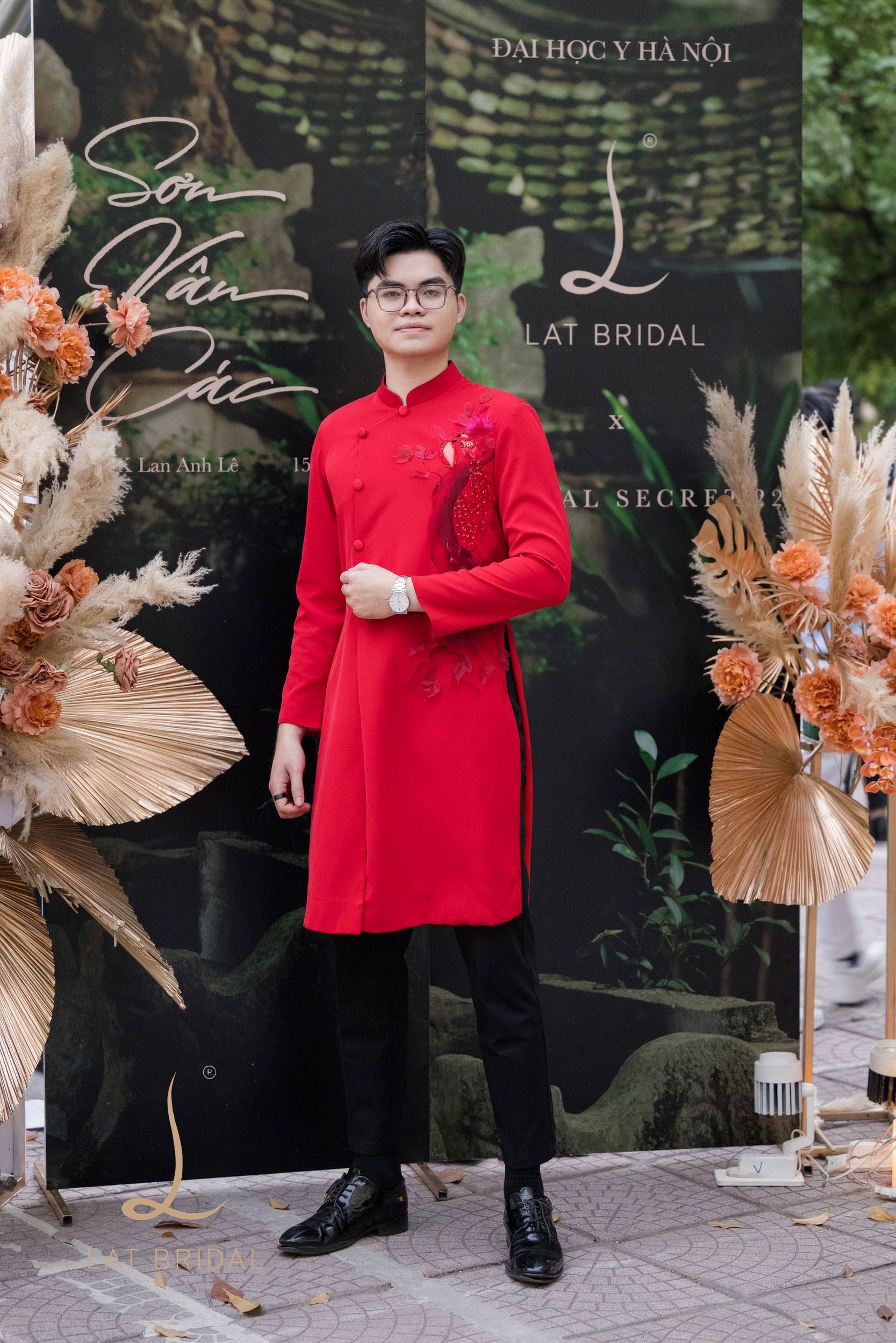 BST áo dài Sơn Vân Các tại cuộc thi Medical Secret của đại học y Hà Nội