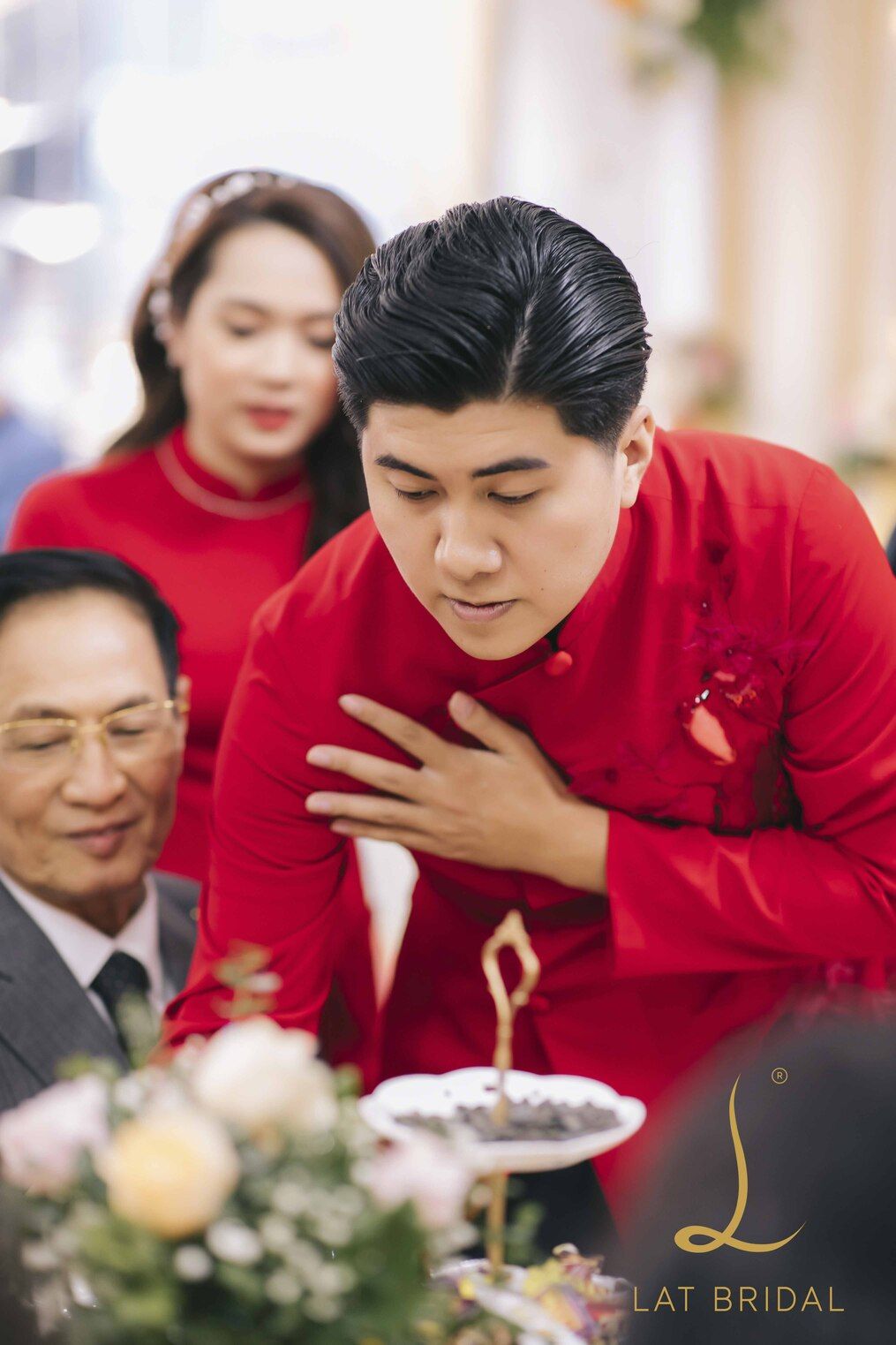 feedback áo dài sơn vân đỏ của cô dâu Lan Anh dành cho LAT BRIDAL