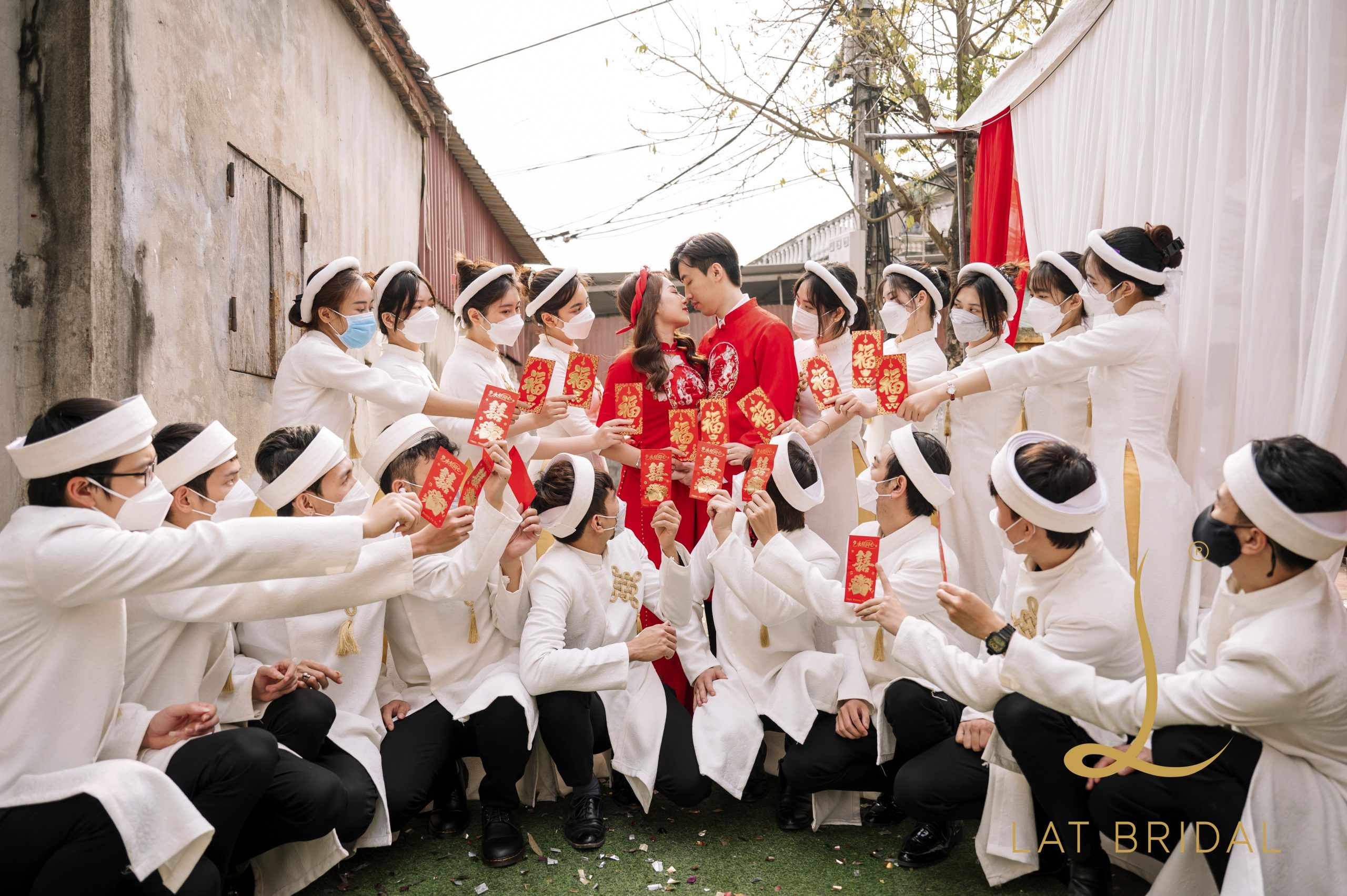 áo dài cặp đôi Hoa Vân - LAT BRIDAL