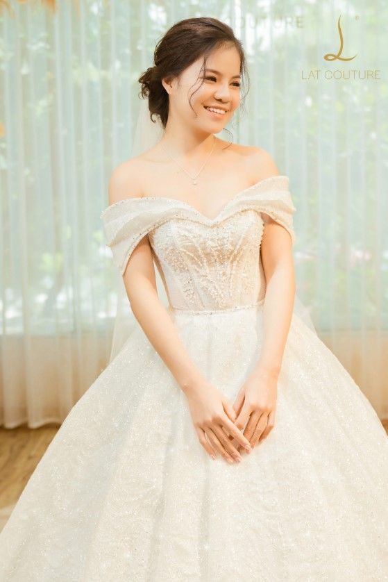 Xu hướng thời trang váy cưới thiết kế