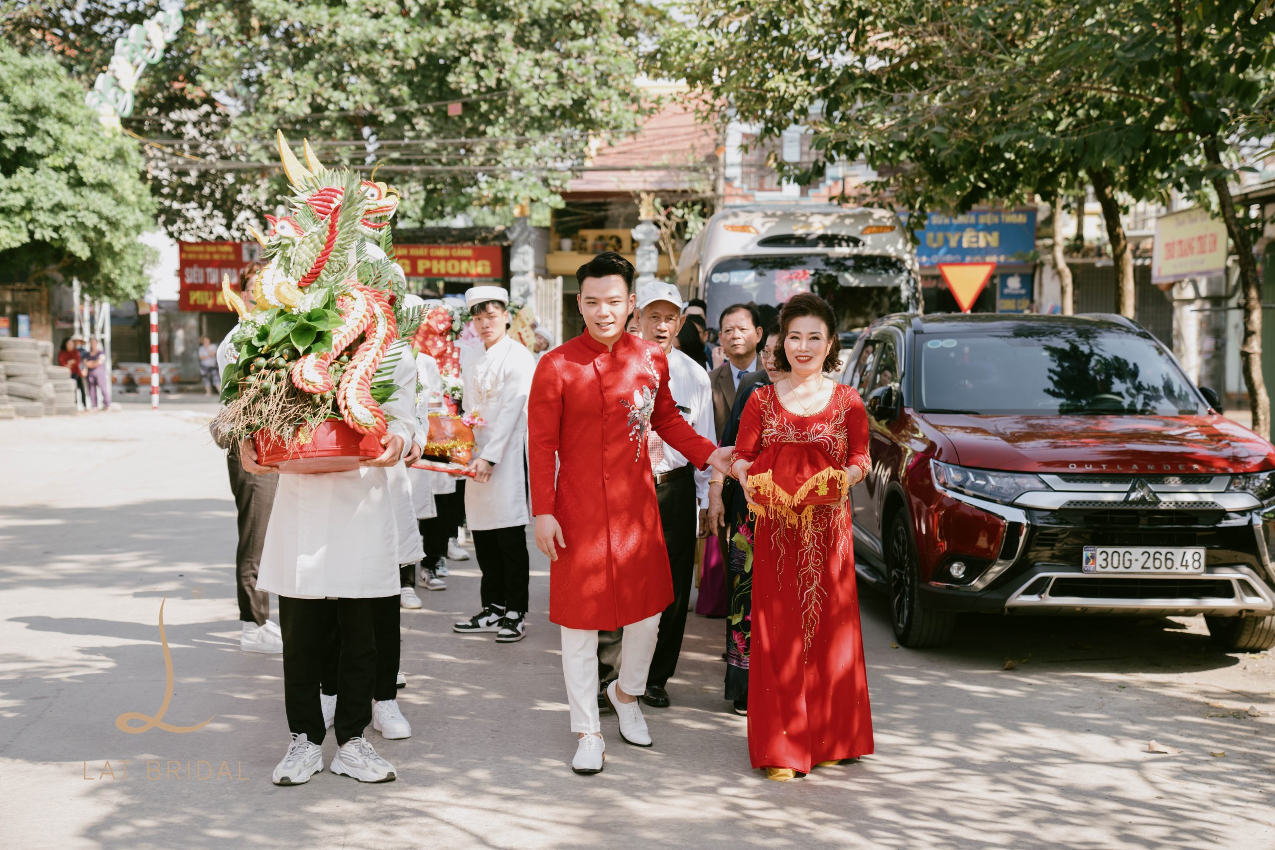 Áo dài bê tráp Bạch Phượng - Ảnh 8