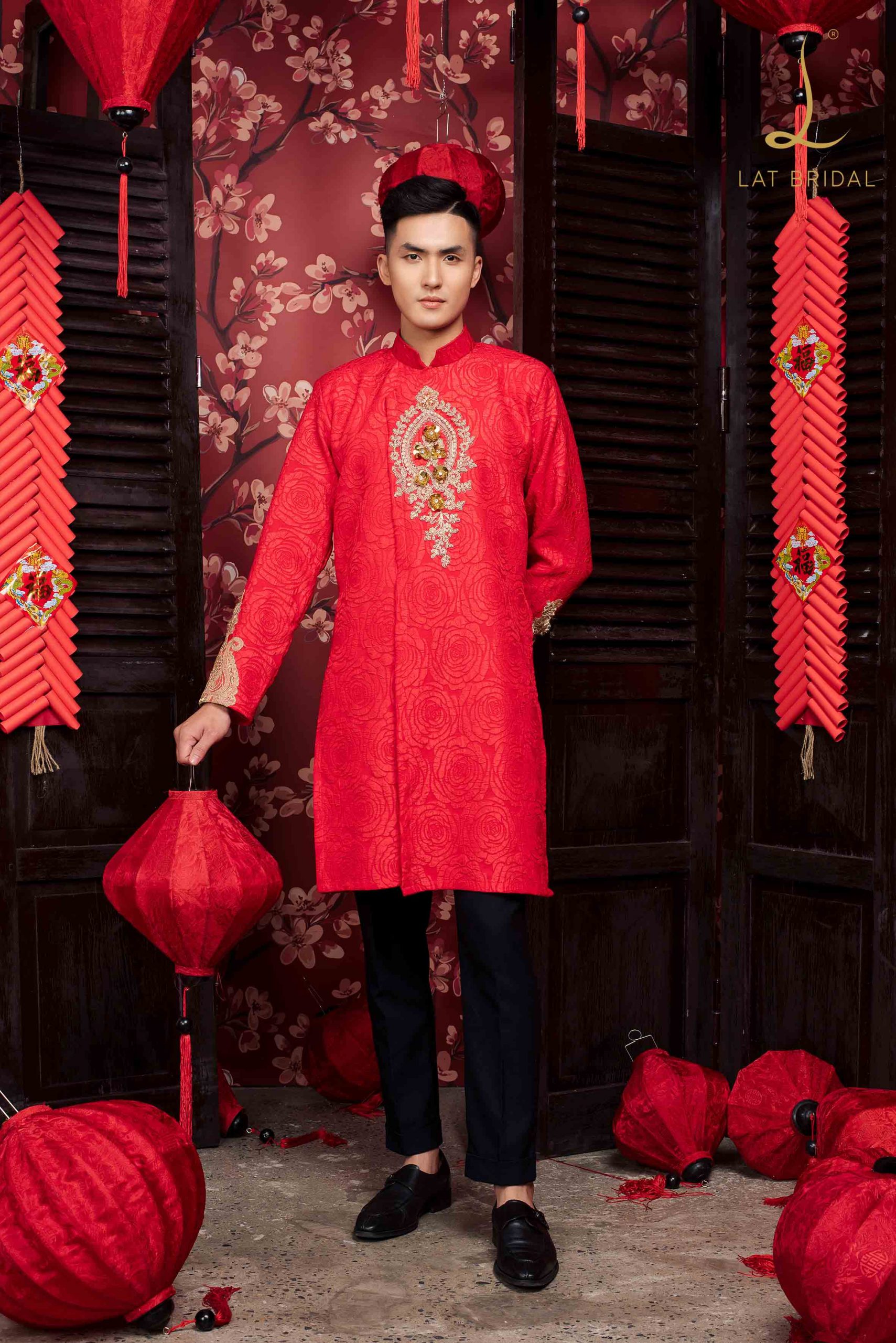 Áo dài cặp đôi Hoàng Hỷ