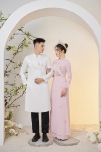 Áo dài cưới Hồng Uyên