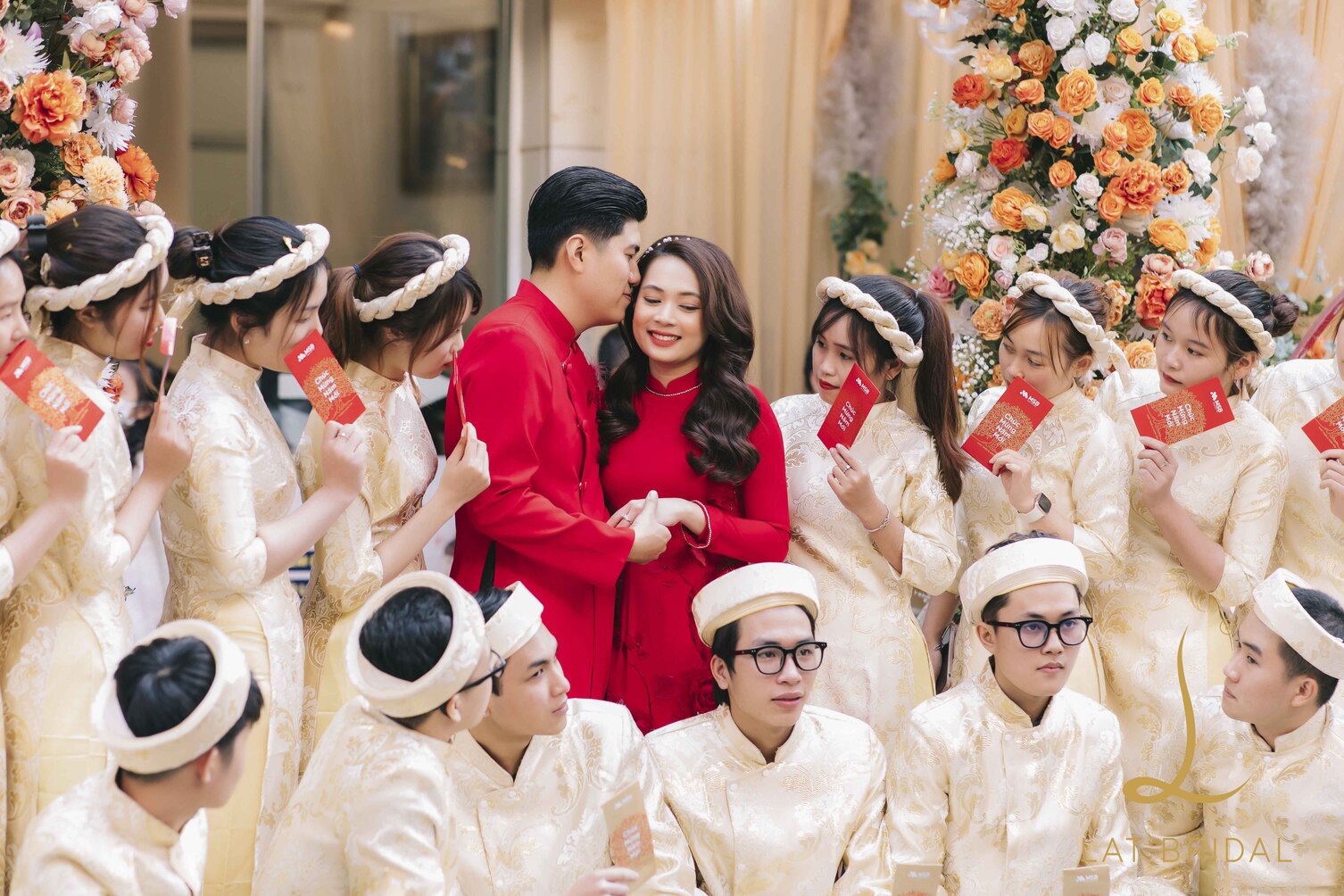 Áo dài bê tráp Hoàng Gia - LAT Bridal