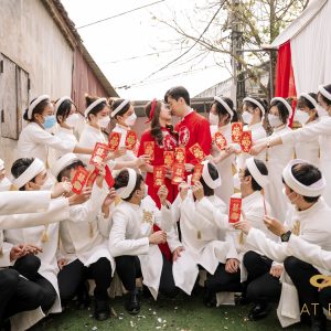 Áo dài bê tráp màu Trắng - Bạch Hoàng - LAT BRIDAL