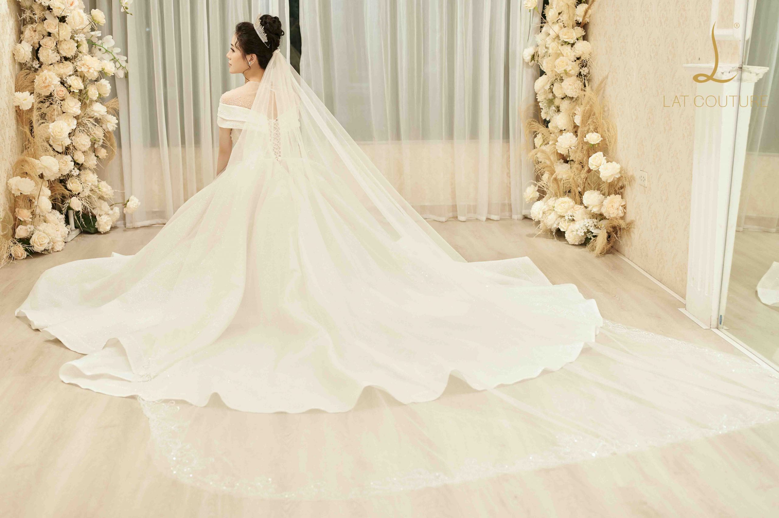 váy cưới thiết kế cao cấp LAT COUTURE 07