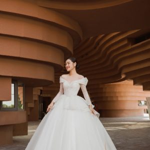 Váy cưới thiết kế Lily Dress