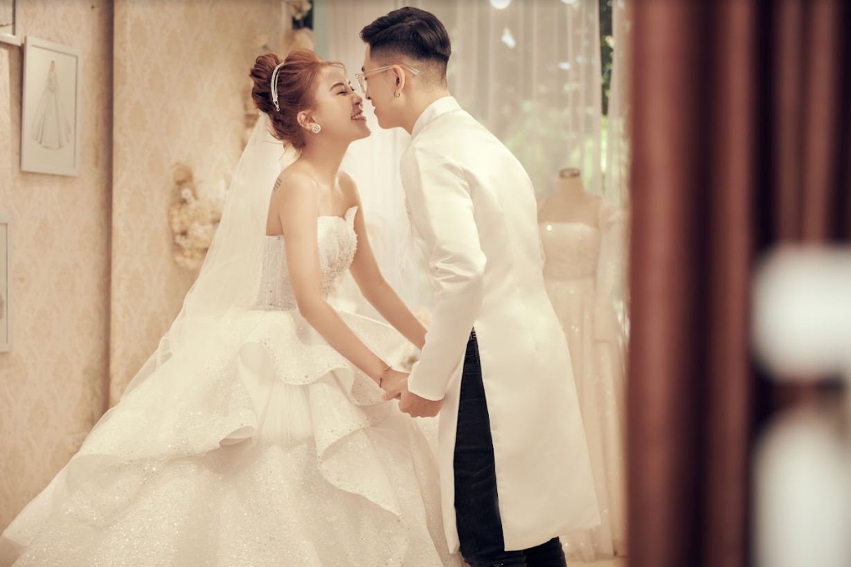 Alternative view of Váy cưới thiết kế riêng Hà My