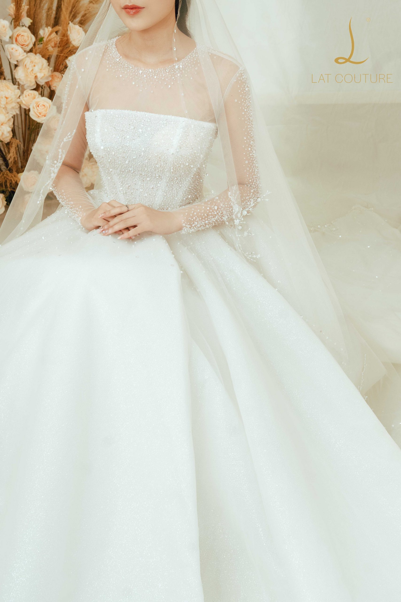 Váy cưới thiết kế riêng Hà Trang