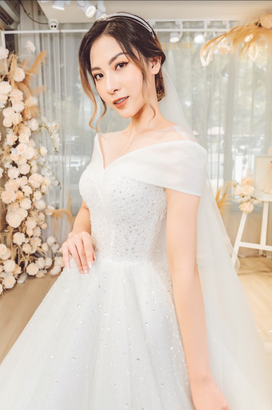 Váy cưới thiết kế riêng Luxury 07