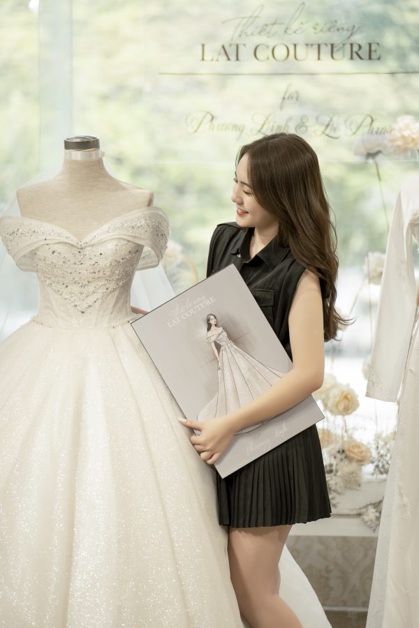 Hé lộ 3 mẫu thiết kế váy cưới lộng lẫy cho Lan Khuê trong ngày cưới